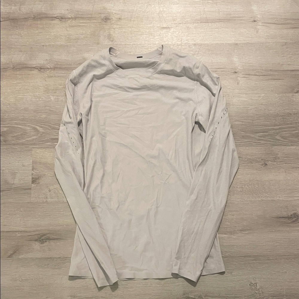 Men's Long Sleeve Shirt tight fit lululemon lifting/running athletic Light Gray
